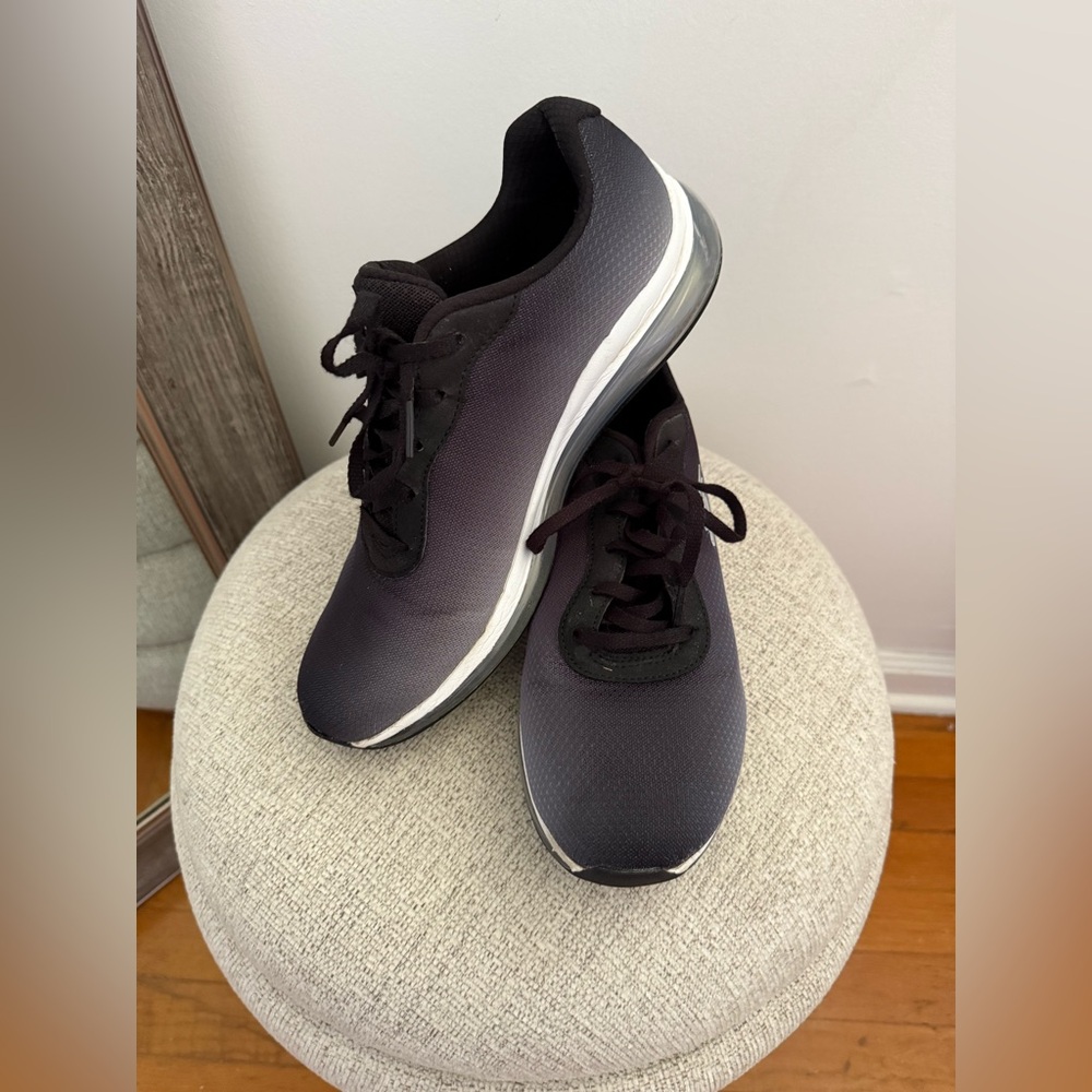 Skech-air By Skechers Sneaker Air Element 2.0 Size 11 EUC